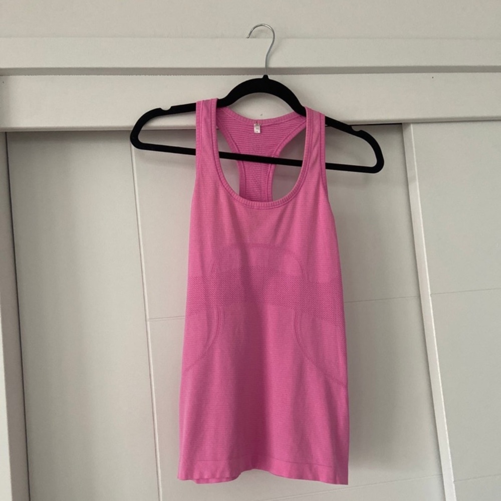 LuluLemon tank